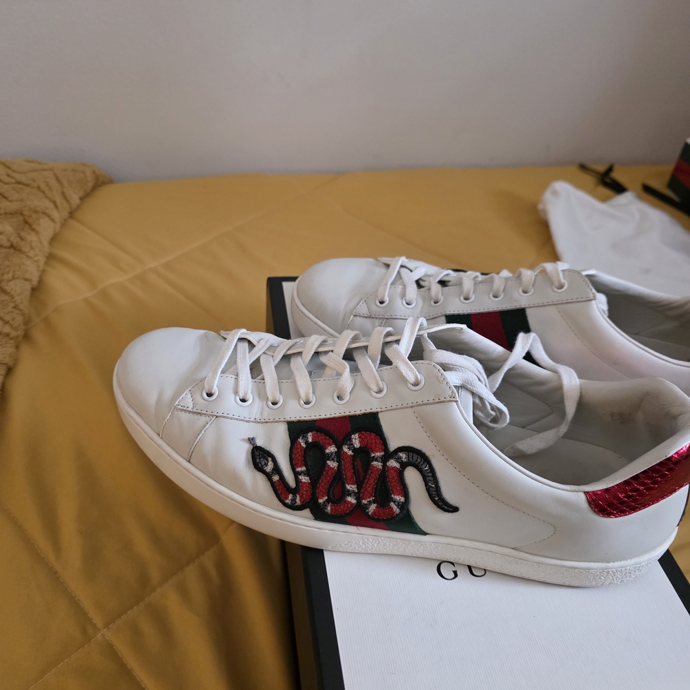 Authentic Gucci White Sneakers with Snake Embroidery